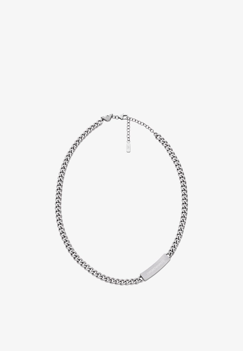 Hopeanvärinen ketjupanta, jossa on toisiinsa kietoutuvat lenkit, sileä pinta ja keskellä oleva levy kaiverruksella "Emporio Armani." Säädettävä lukko.