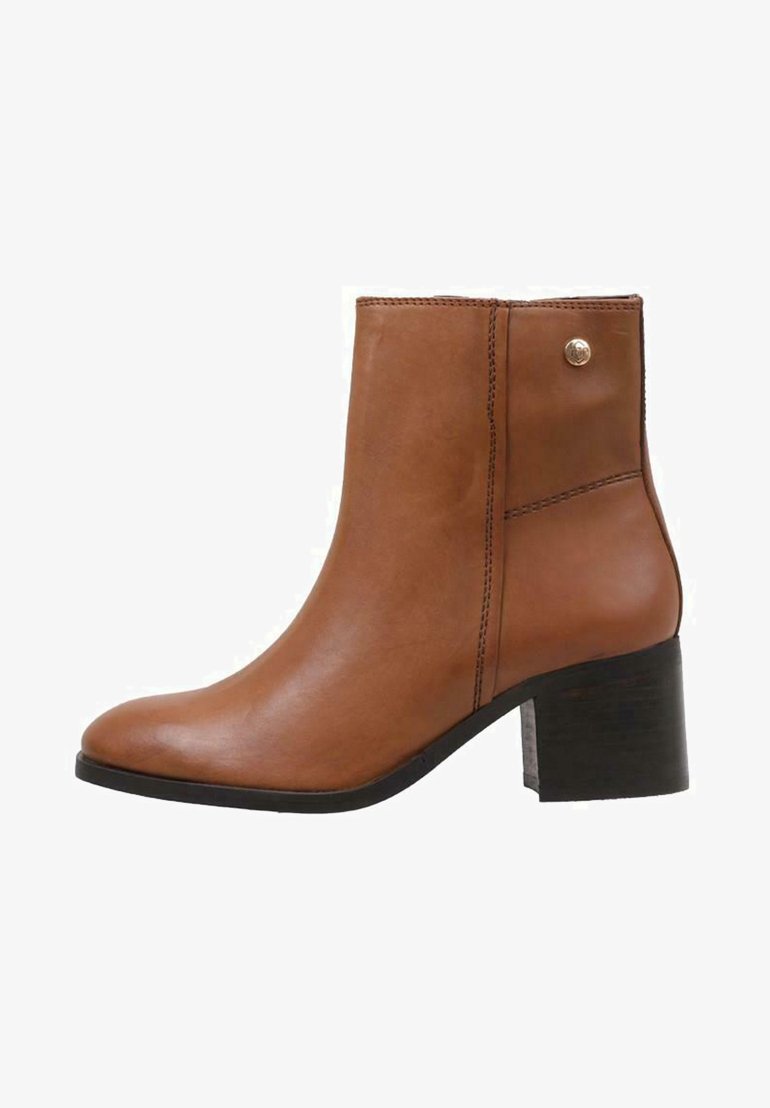 TOP3 Boots à talons - camel