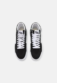 Vans SK8-HI UNISEX - Kõrge servaga tossud - black