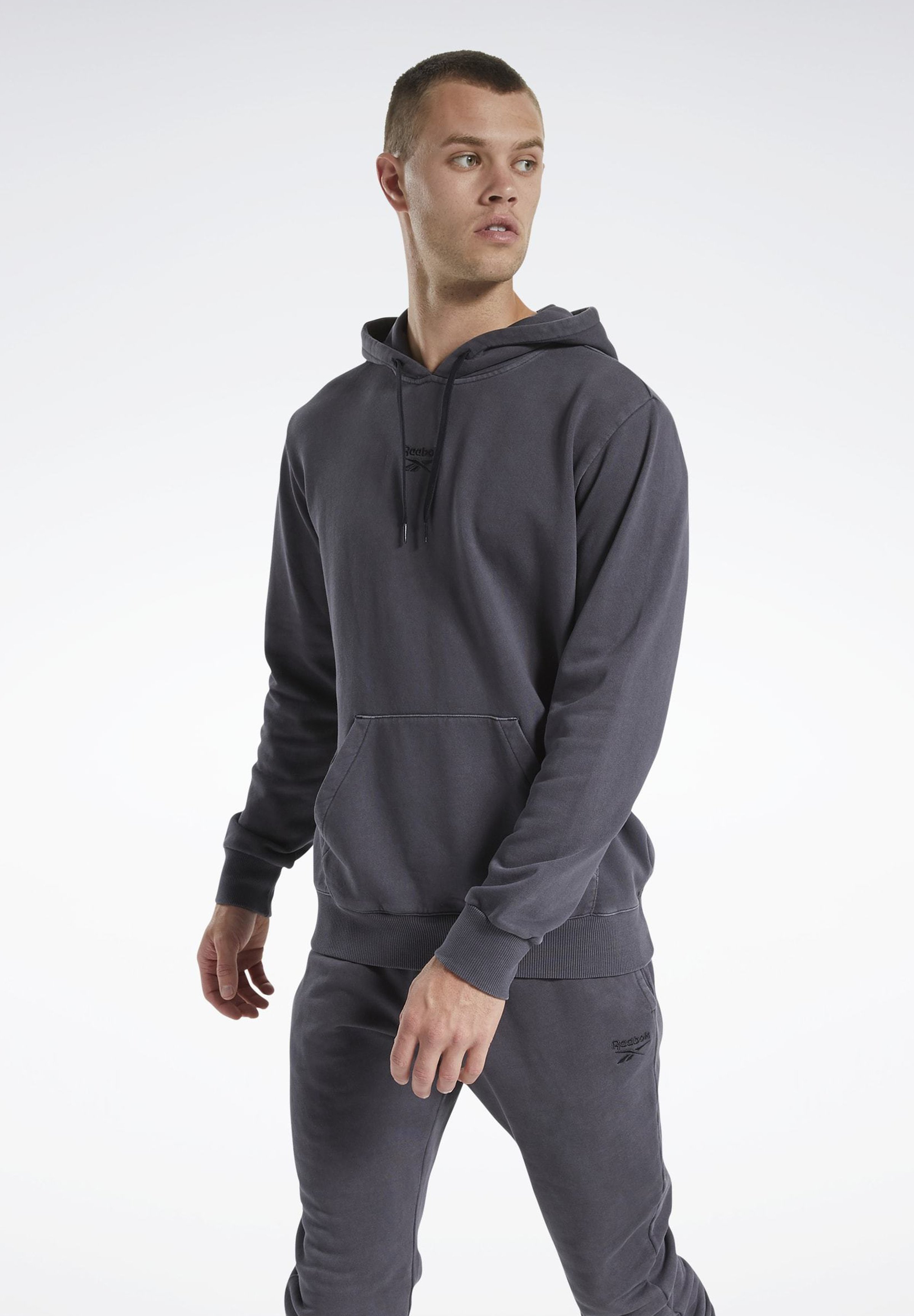 Reebok Classic CLASSICS PREMIUM VECTOR HOODIE Hoodie Reebok Classic CLASSICS PREMIUM VECTOR HOODIE - Hoodie - black