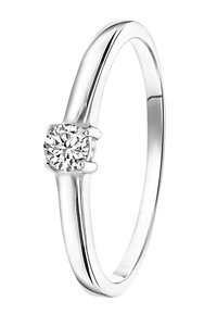 Zilveren ring met een gladde, gepolijste band en een enkele ronde diamant, gezet in een klassieke vierklauwontwerp.