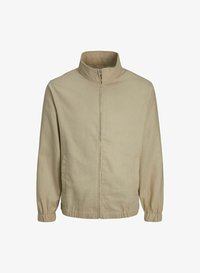 Valitud, white pepper