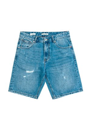 Pantaloni shorts in denim, di colore azzurro chiaro, con un taglio classico, dettagli strappati, cinque tasche e chiusura frontale con bottone.