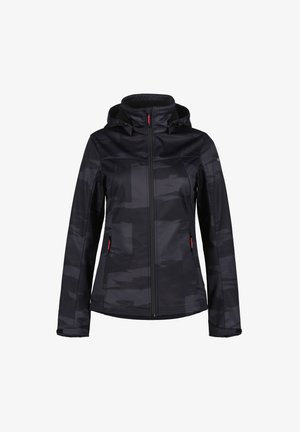 Chaqueta negra con un sutil patrón de camuflaje, que cuenta con un cierre de cremallera, capucha ajustable y detalles rojos en las cremalleras y los puños.