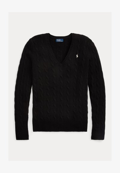 Zwarte kabelgebreide V-hals trui met lange mouwen en klein wit Polo-logo op de borst.