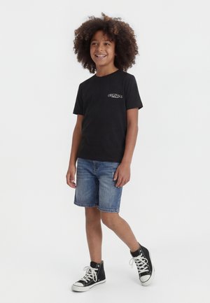 Jack & Jones Junior JORCATSKILLS CUT OUT TEE CREW NECK - Trükipildiga T-särk - black