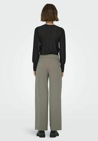 JDY JDYGEGGO LIFE  NEW LONG NOOS - Broek - vetiver