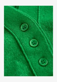 Unselected, bright green