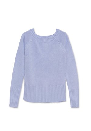 Suéter de punto azul claro con un amplio escote acanalado y mangas largas. Presenta un dobladillo acanalado y una textura suave y lisa.