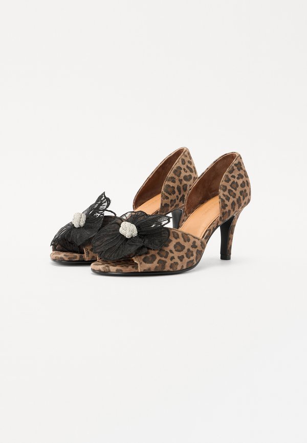 CATLEEN - Classic heels - lep taupe2