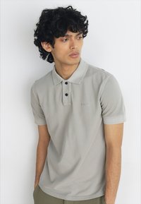 BOSS PRIME - Pikeepaita - light pastel grey