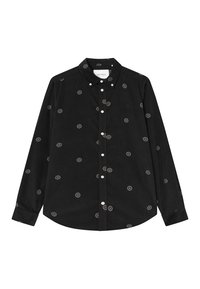 Camicia nera con bottoni realizzata in tessuto morbido con motivi floreali bianchi e grigi. Presenta maniche lunghe e un colletto classico.