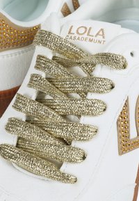 LOLA CASADEMUNT Tenisice - white