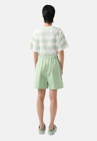 Bogner OLANA - Shorts - hellgrün
