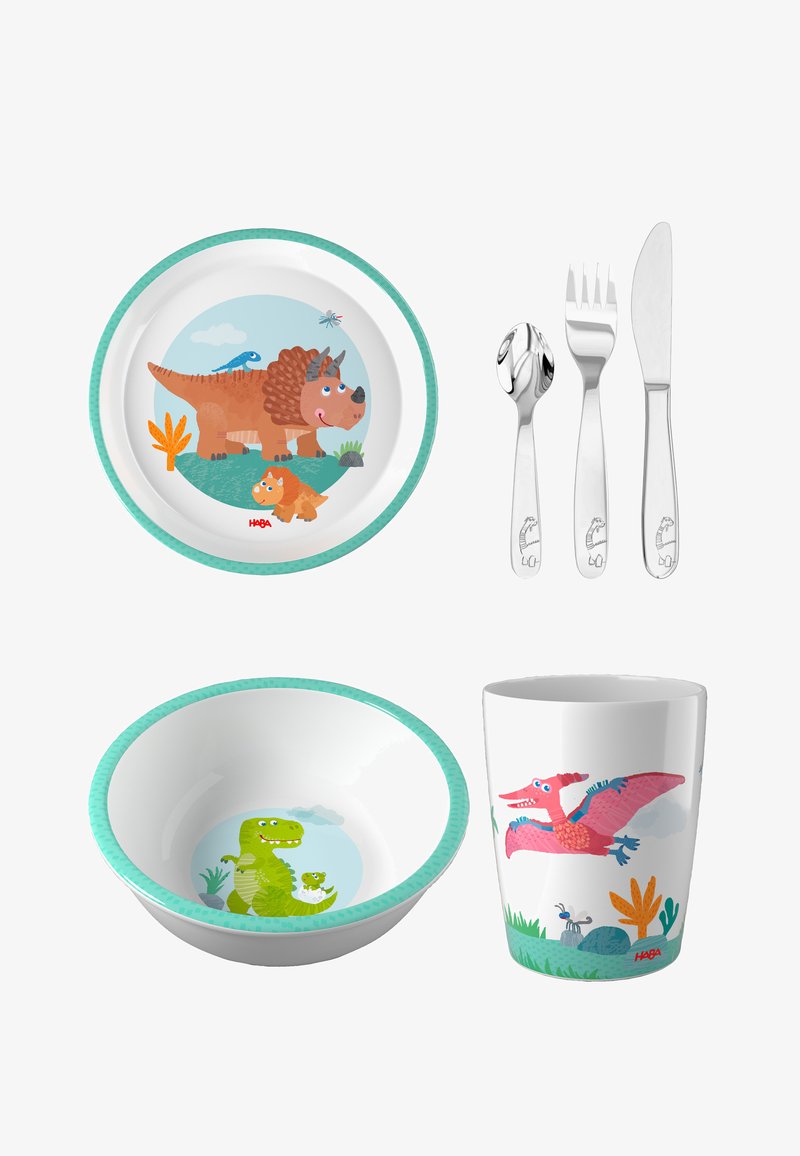 Zestaw naczyń w tematyce dinozaurów, w skład którego wchodzi talerz, miska, kubek oraz stalowe sztućce. Charakteryzuje się jasnymi kolorami i wesołymi ilustracjami.