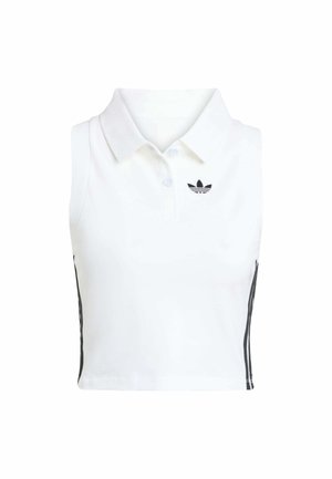 Biała bezrękawnikowa koszulka polo wykonana z gładkiej tkaniny, z klasycznym kołnierzykiem, z czarnym logo adidas i czarnymi pasami bocznymi.