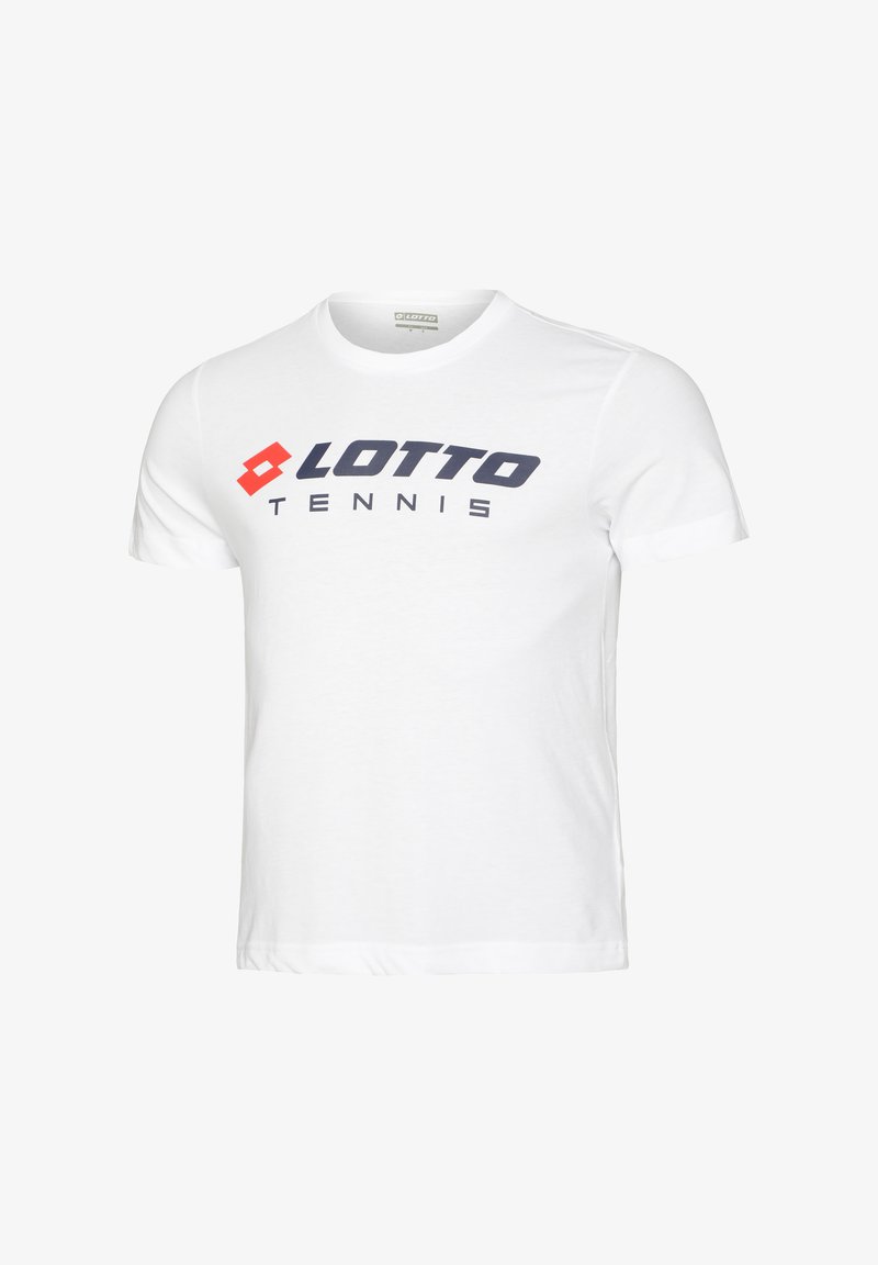 Witte katoenen T-shirt met een ronde hals, korte mouwen en het "LOTTO"-logo in blauw en rood naast het woord "TENNIS."