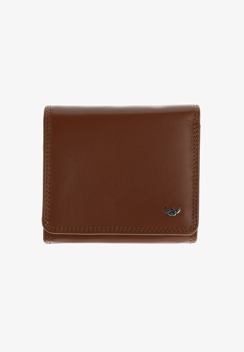 Portefeuille en cuir marron avec des coutures visibles et un petit emblème argenté en bas à droite.