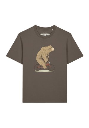 T-shirt marron à manches courtes avec un dessin d'un ours roulant à vélo rouge sur le devant.