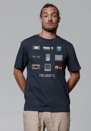 VIDEOGAMES - Print T-shirt - india ink grey