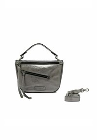 Borsa a mano grigio metallizzato con una tasca frontale con cerniera, texture liscia, manici doppi e tracolla staccabile. Include etichetta del marchio.
