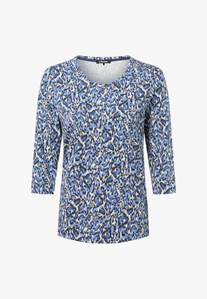 Blaues Leopardenmuster-Oberteil mit Dreiviertelärmeln, rundem Halsausschnitt und glatter Textur. Beinhaltet verschiedene Blautöne, Beige und dunkle Akzente.