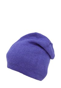 Berretto in maglia viola con vestibilità rilassata, bordo a coste e texture morbida. Progettato per calore e comfort, con costruzione senza cuciture.