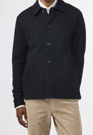 Leichte Jacke - black