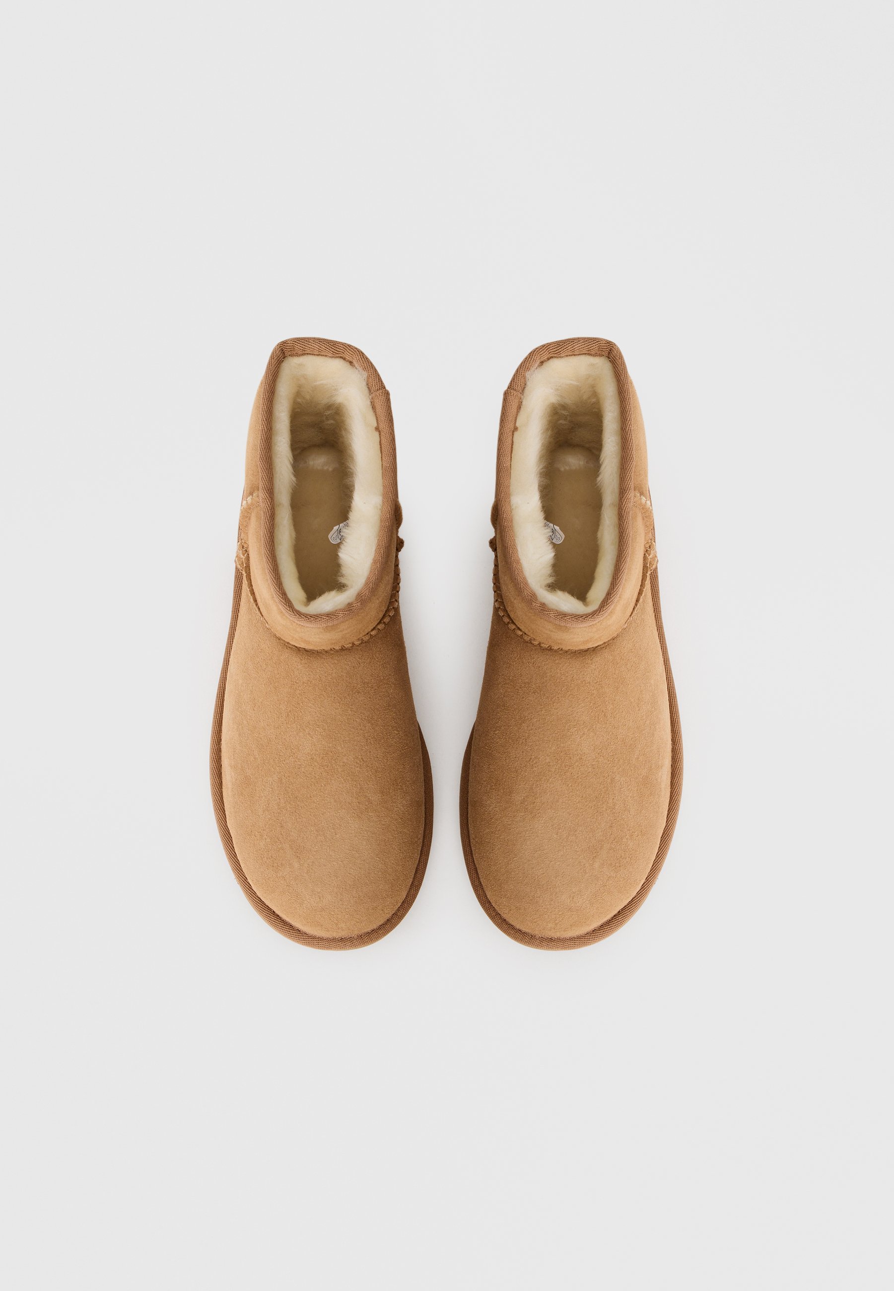 UGG CLASSIC MINI II - Winter boots - chestnut/cognac