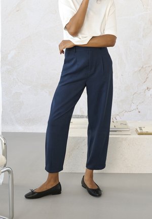 Kaffe KAMERLE 7/8 - Chino-püksid - dark blue