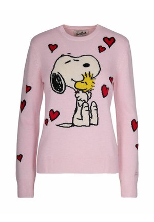 Pull en tricot rose présentant un graphique de Snoopy et Woodstock entourés de petits cœurs rouges. Manches et ourlet côtelés.