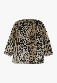 Chaqueta de piel sintética con estampado de leopardo, mangas largas y escote redondo, con un patrón de manchas en negro, tostado y crema.
