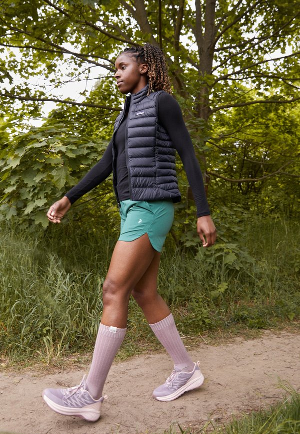 SWEATER VEST - Waistcoat2