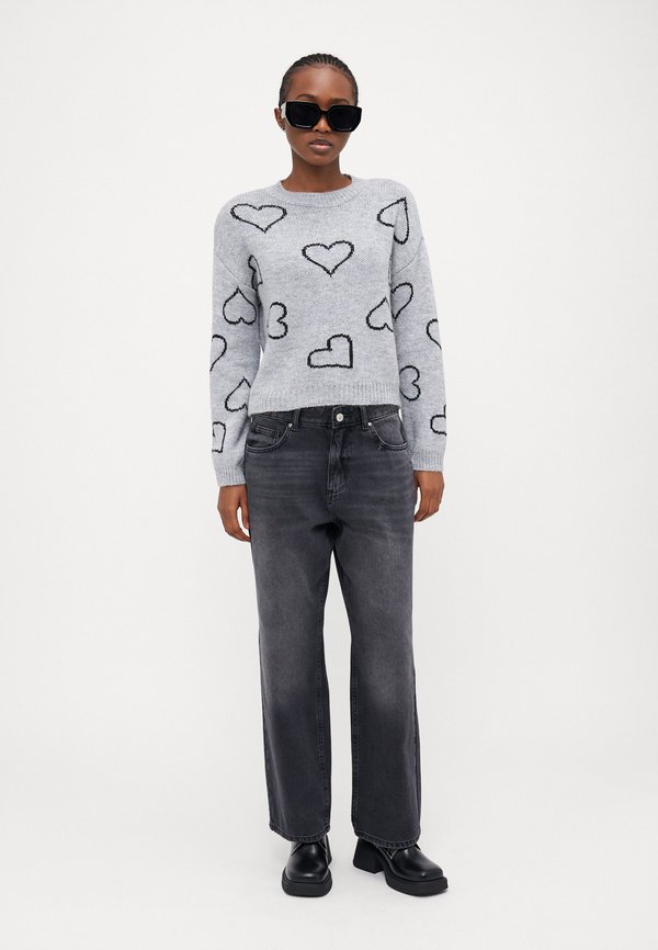 ONLELLA RILEY - Straight leg jeans2