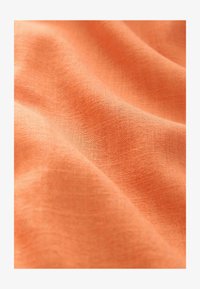 Unselected, orange