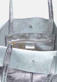 Bata Velika torba - argento