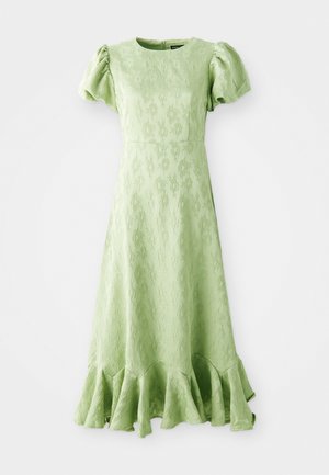 Vestido midi jacquard floral en verde claro con mangas abullonadas, escote redondo, cintura ceñida y dobladillo con volantes.