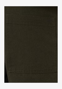 Sélectionné, kaki foncé