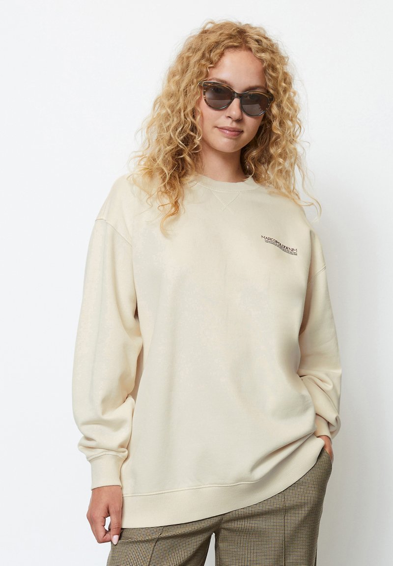 Marc O'Polo DENIM WITH WIDE SLEEVES CREWNECK ARTWORK - Sweatshirt - white  blush/offwhite - Zalando.de