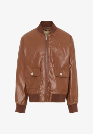 Bruine leren bomberjas met rits aan de voorkant, twee klepzakken met drukknopen, geribde kraag, manchetten en tailleband.