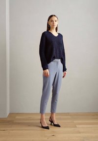 b.young BYDanta - Chino kalhoty - true navy melange