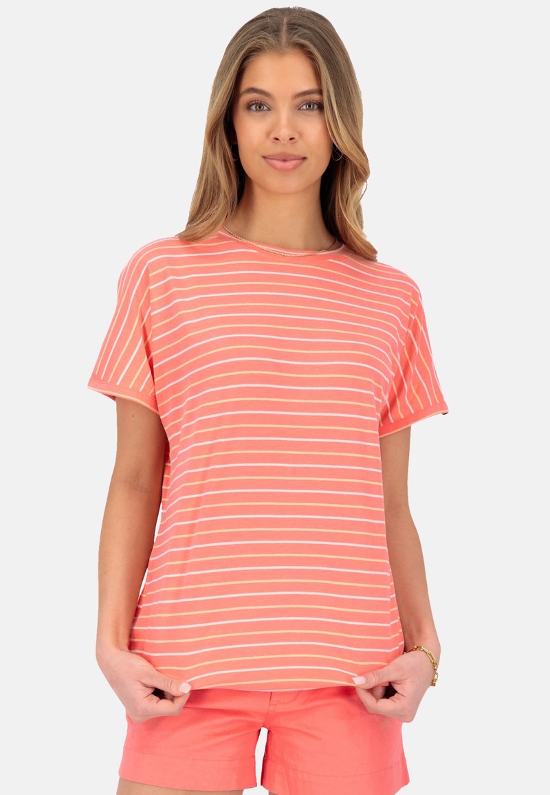 Korallrandig t-shirt gjord av mjuk bomull, kort ärm, rund halsringning, har tunna vita ränder, avslappnad passform.