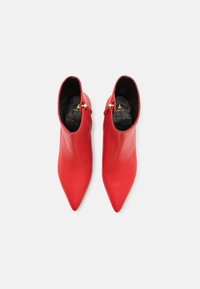 Patrizia Pepe Classic ankle boots - glamred