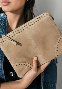 Next STUDDED - Ülerinna-kott - bone