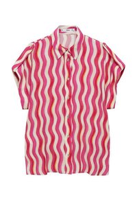 Short-sleeve shirt in pink and cream with wavy striped pattern. Button-up front with collar and subtle shoulder accents. Lightweight fabric.
