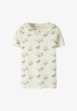 Kremet kortærmet skjorte med flæsekrave, der har et mønster med lyserøde blomster og brune sommerfugle.