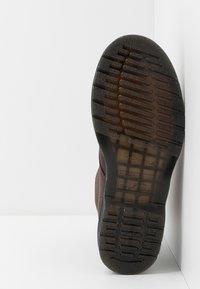Dr. Martens Stivaletti stringati - brown