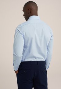 WE Fashion FUNDAMENTALS - Srajca - ice blue