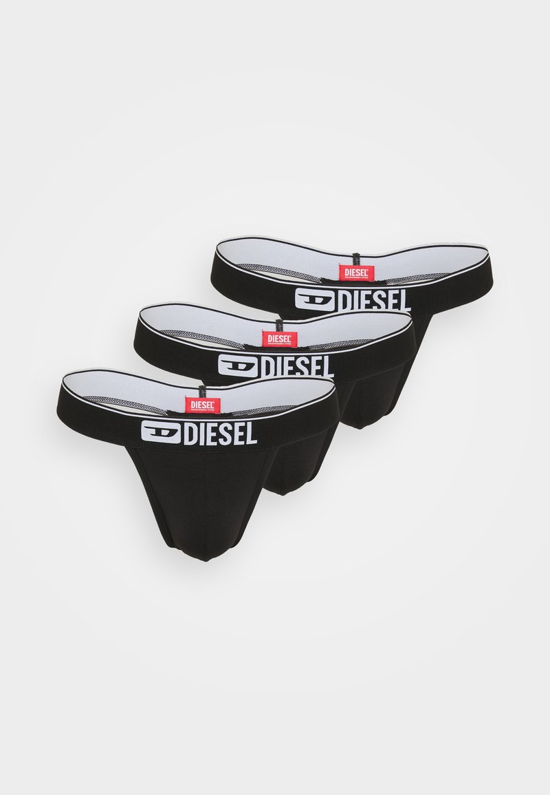 Czarne męskie bokserki z białym elastycznym pasem w talii z czerwono-czarnym logo "DIESEL". Gładka tkanina o dopasowanym kroju, zestaw trzy sztuki.
