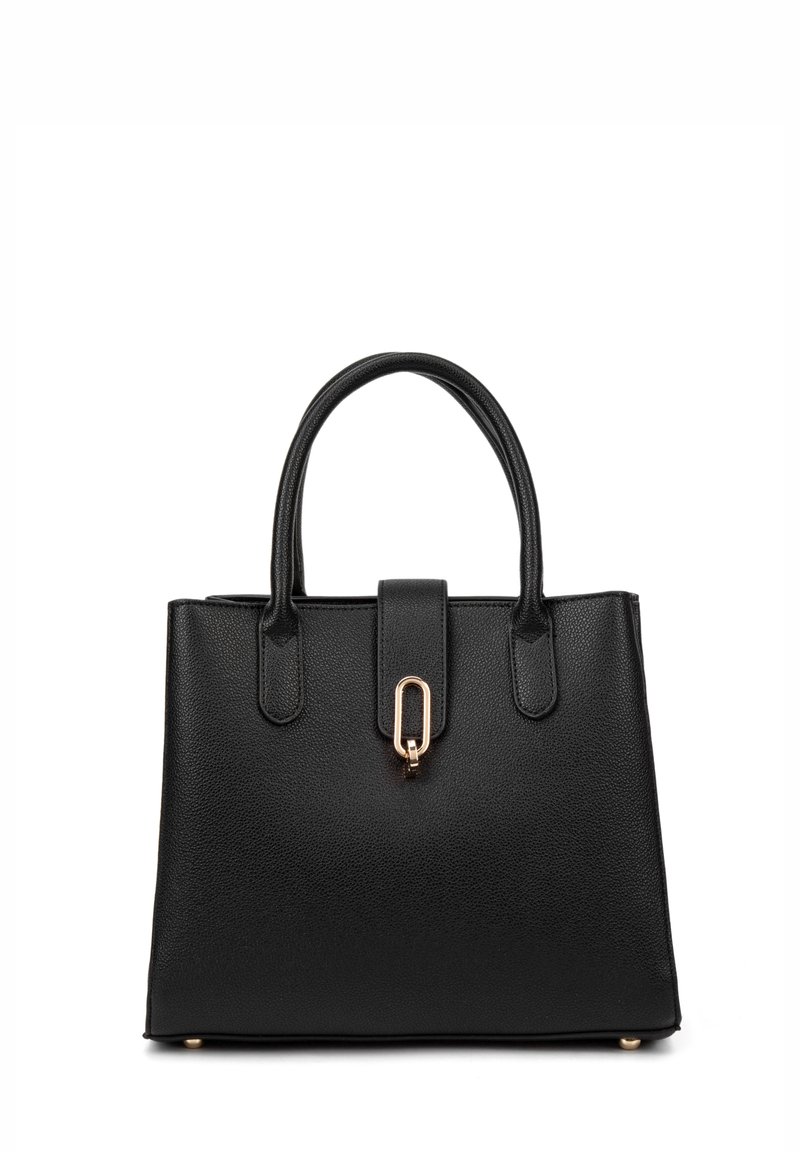 Zwarte handtas met textuur, twee handgrepen bovenaan, een centrale sluitflap en gouden hardware-accenten. Vlakke basis met beschermende voetjes.